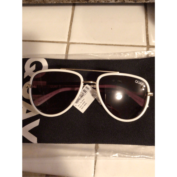 New ! RARE Quay All In mini white and brown aviator main image 4